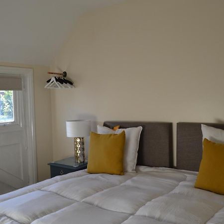 Frinton Escapes - The Cottage Экстерьер фото