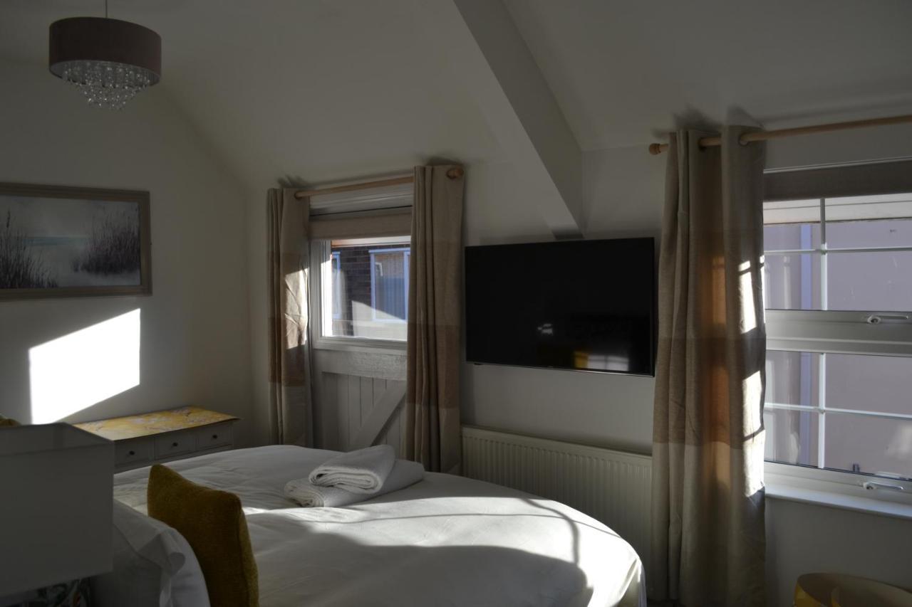 Frinton Escapes - The Cottage Экстерьер фото